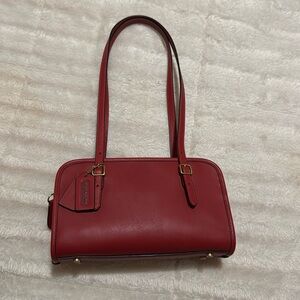 Ruby Coach Swing Zip